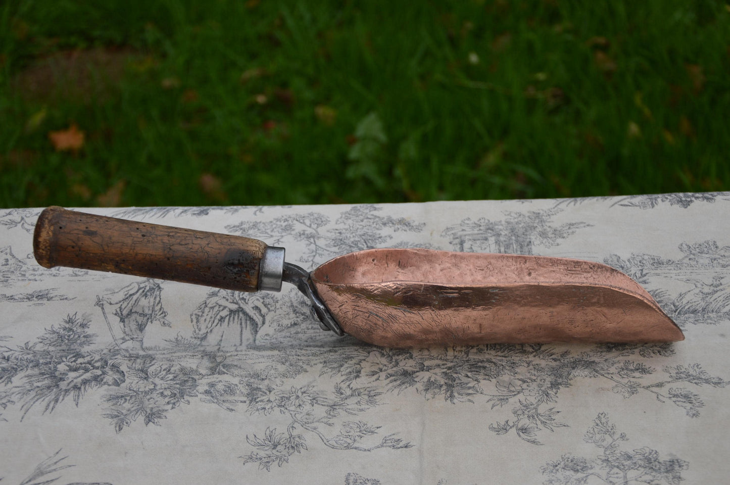 Antique Copper Scoop Pan Wooden Round Handle Traditional Manufacture