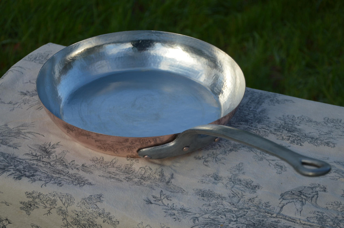 Hand Hammered Copper Fry Pan, Lyonnaise Skillet 30cm, Retinned