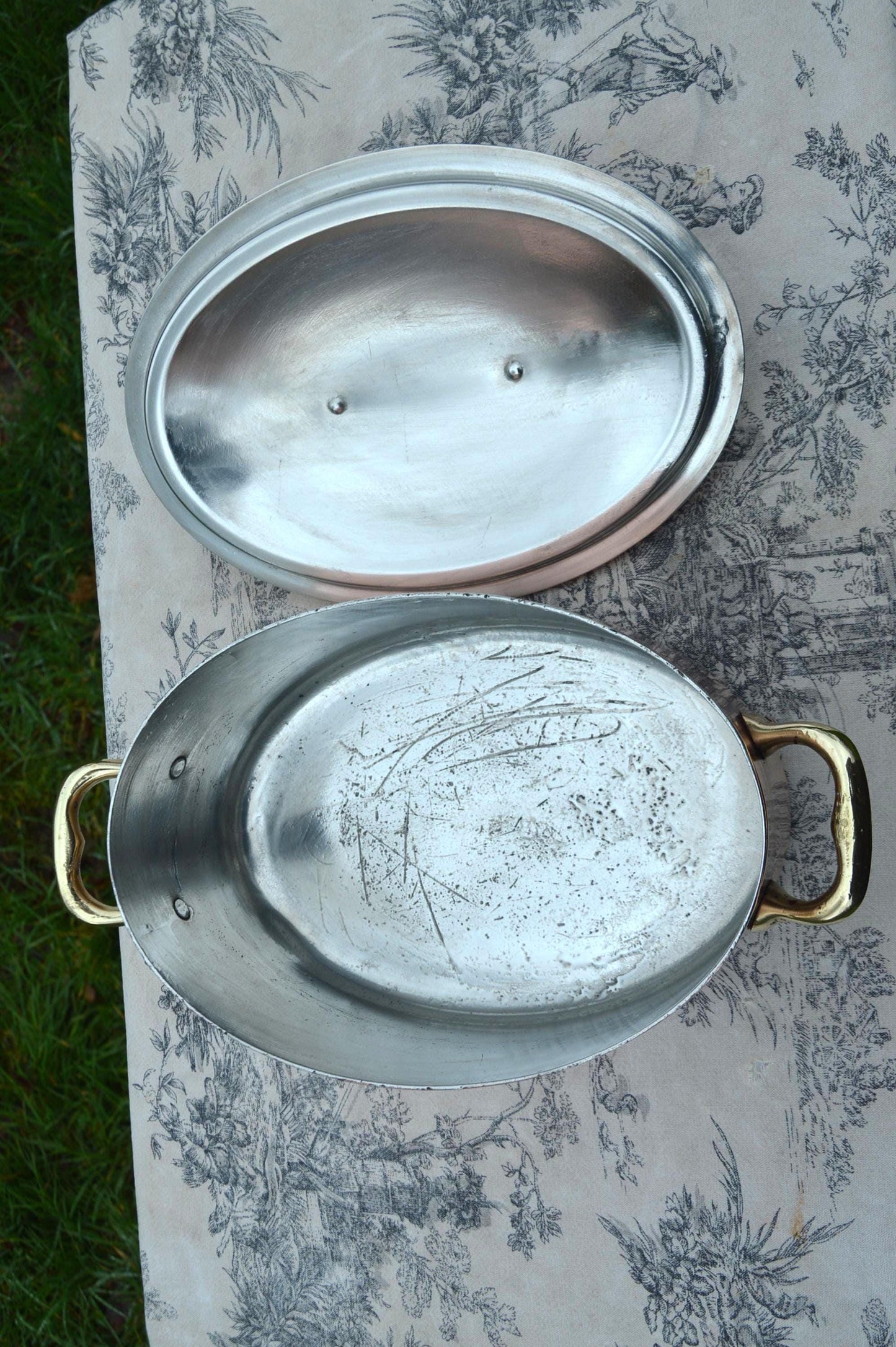 Antique French Copper Casserole, Cast Bronze Handles, New Tin Lining (24 cm)