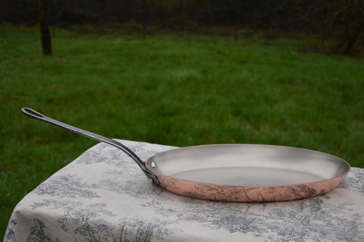 Vintage Copper Sauteuse Pan: 2.7mm Nickel Lined, Cast Iron Handle, Hotel Quality