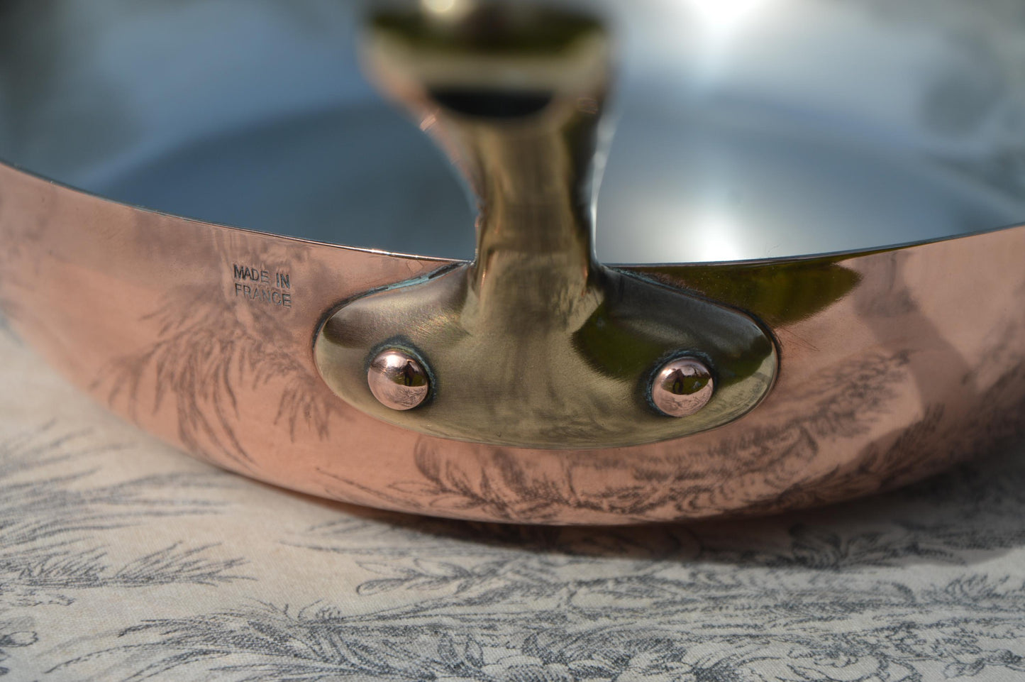 French Copper Fish Steak Fry Pan: New Hand Wiped Tin-Lined Oval Saute Skillet, Made in France, 35cm 13 3/4 inch