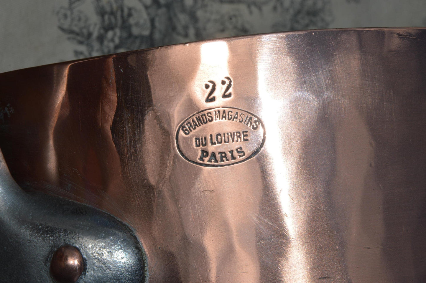 Grands Magasins Du Louvre Paris Antique Copper Saucepan French Professional 22cm 8 5/8 Inches Iron Handle New Hand Wiped Tin Lined 2.1mm