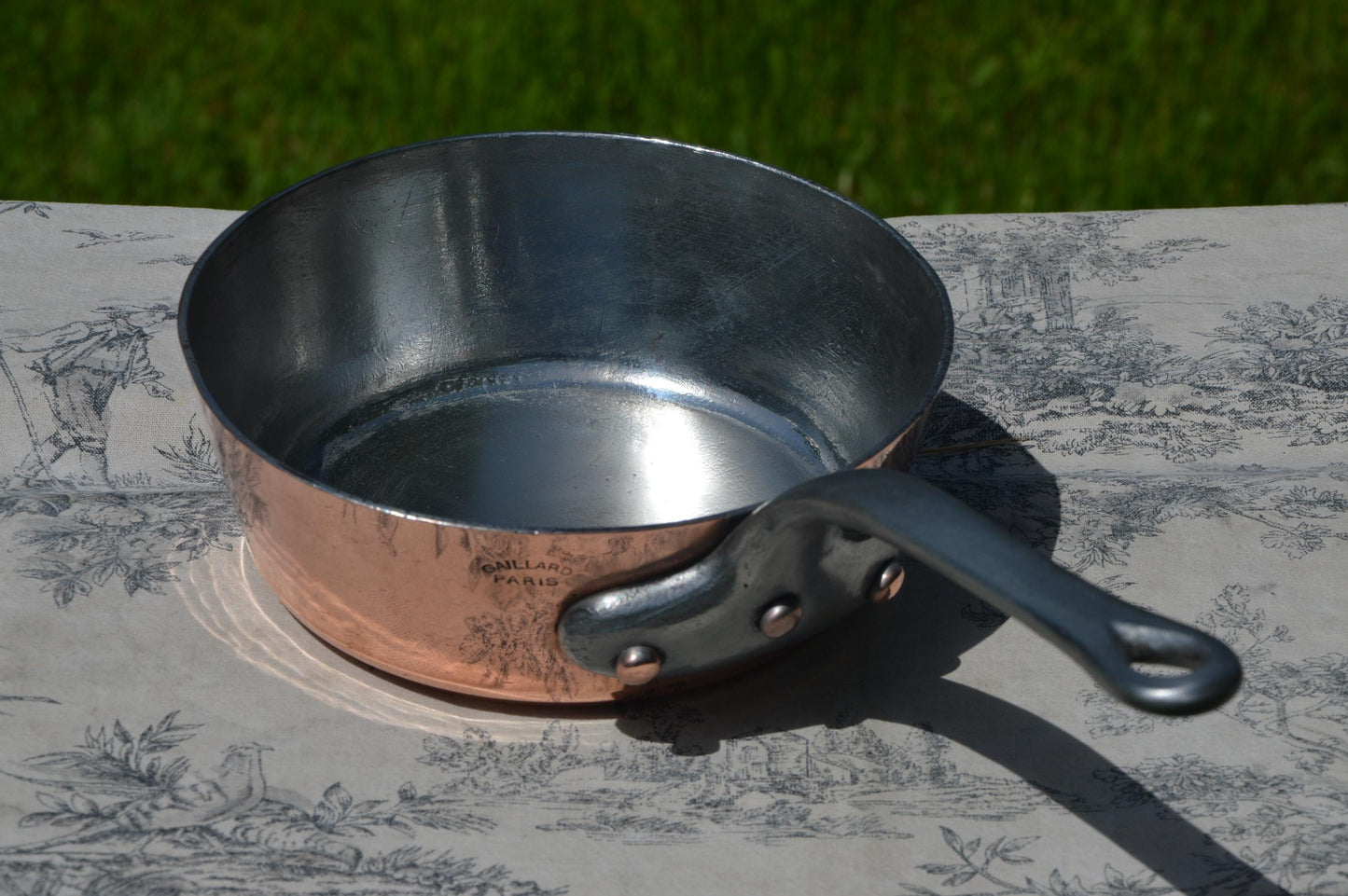 Gaillard Paris Copper Pan Sauteuse Evasee Windsor 2.4mm 18 cm 7" Vintage French Stamped Professional Cast Iron Handle New Hand Wiped Tin