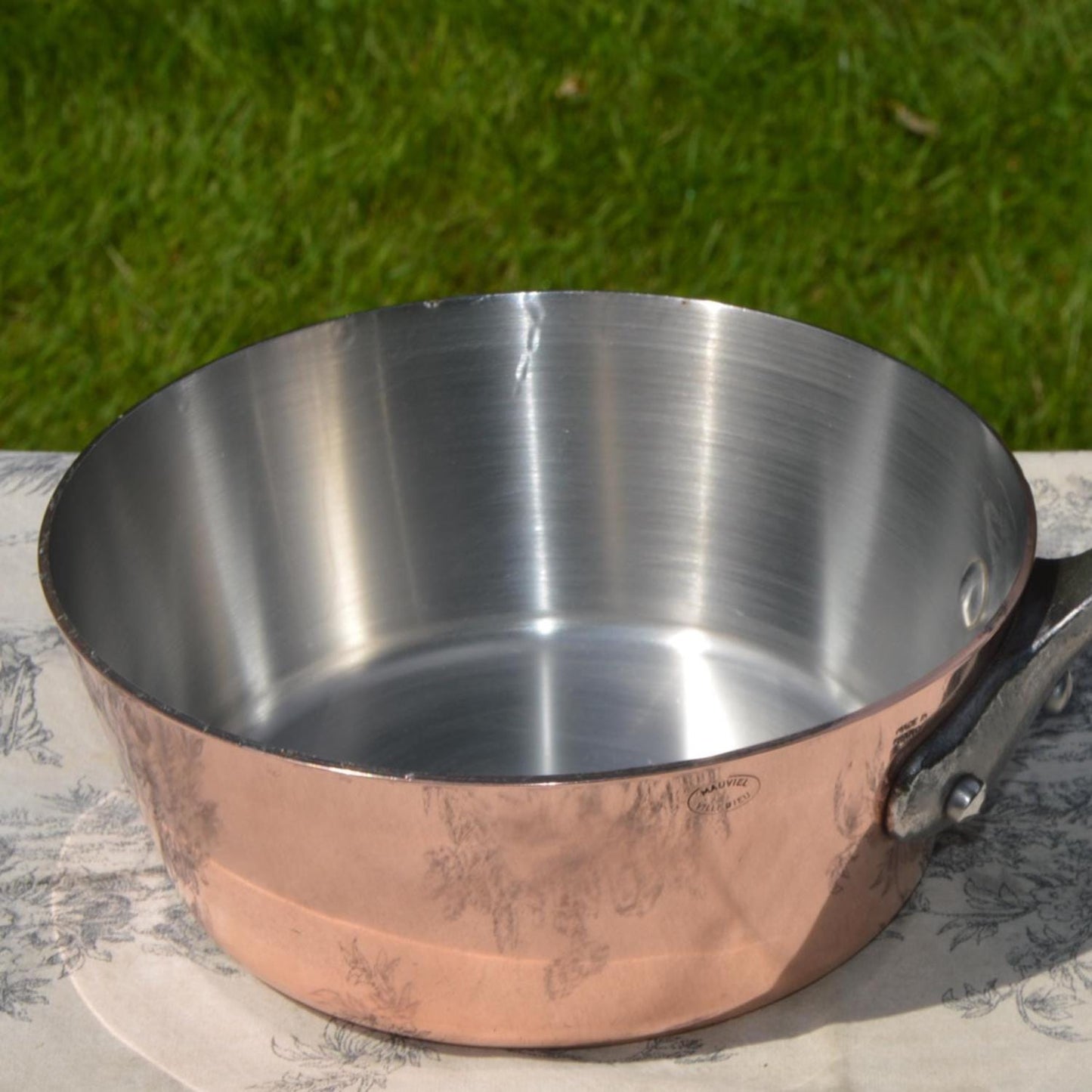Mauviel Copper Sauteuse Évasée 8" 20cm 2.5mm Professional French Nickel-Lined Pot