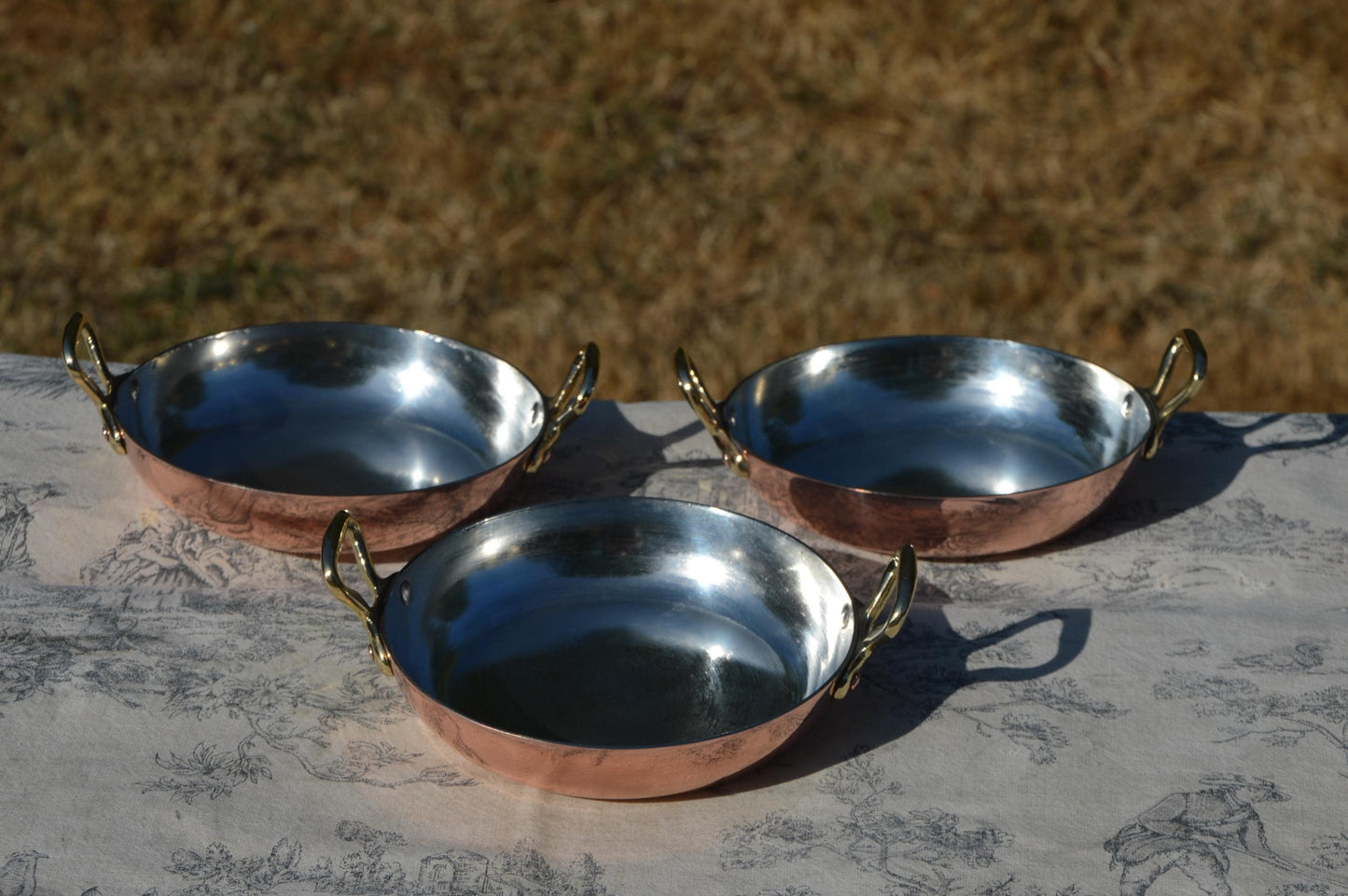 New Tin Three Gratin Pans French Copper Dishes Vintage Round 14cm 5 1/2 Inches Copper Rivets Bronze Handles Villedieu Quality
