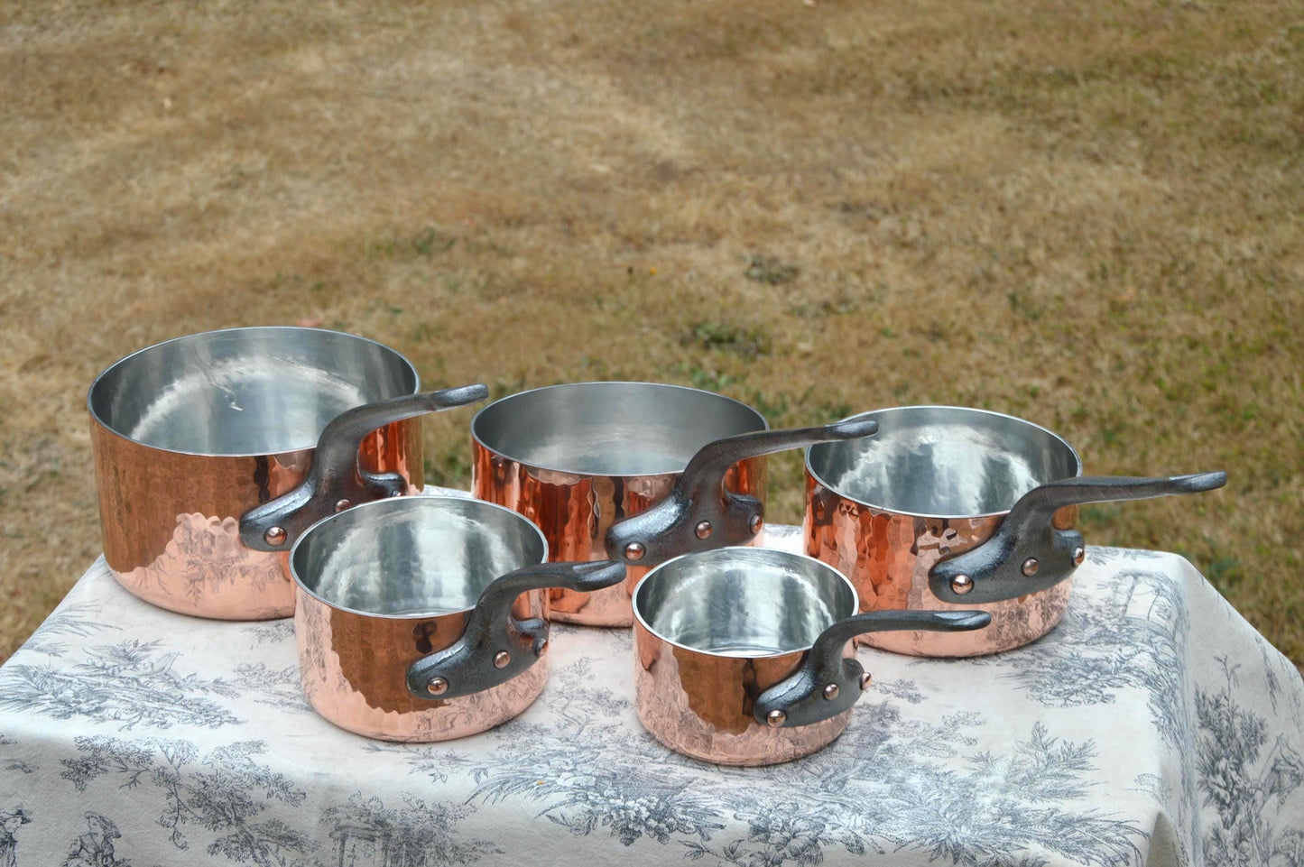 Set Copper Pans 2.8-3mm Five New In House Tin Lining Hammered Villedieu